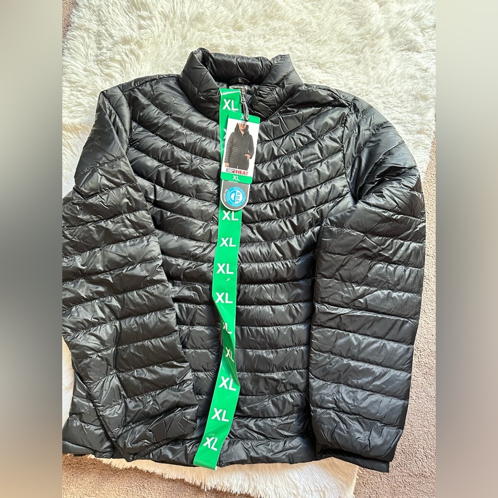 NWT 32 Degrees Heat Jacket, Size XL, Color Black